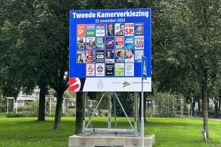 Liderler son sözlerini söyledi; Hollanda yarın sandık başında