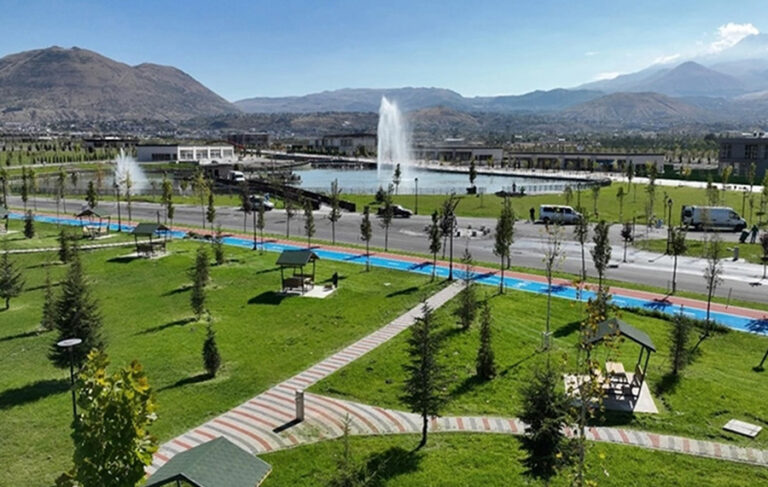 Millet bahçelerine harcanan para dudak uçuklattı