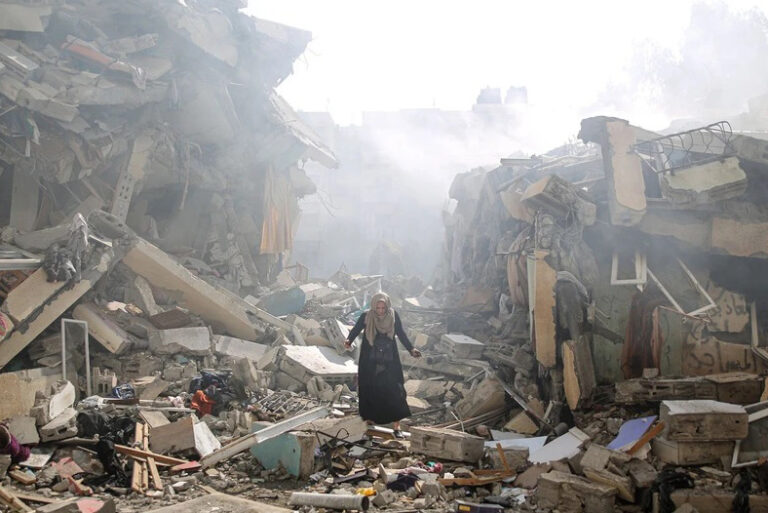 İsrail durmuyor; Gazze’de can kaybı 22 bine dayandı