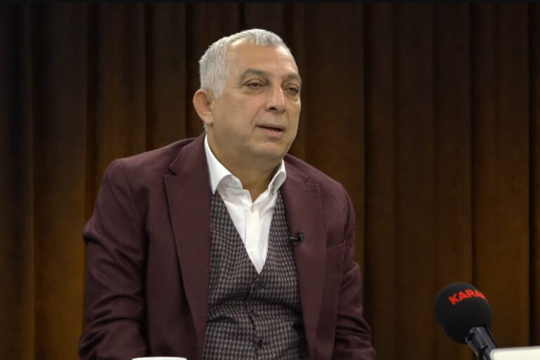 AKP’li Metin Külünk’ten hükümete ‘göçmen’ tepkisi: Anlaşmayı iptal edin!