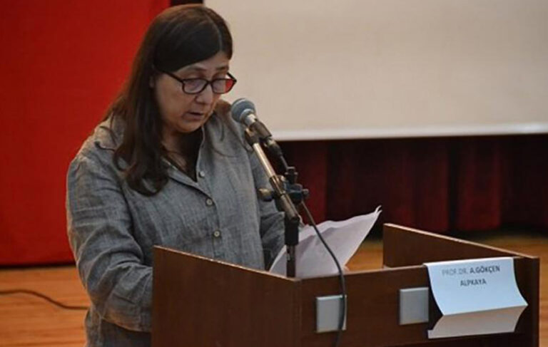 KHK’lı Prof. Dr. Gökçen Alpkaya görevine iade edildi