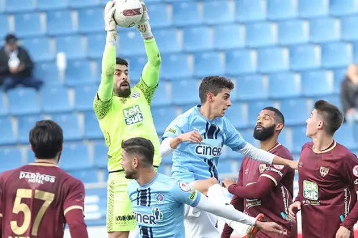 Bandırmaspor, Süper Lig ekibi Kasımpaşa’yı evinde kupadan eledi