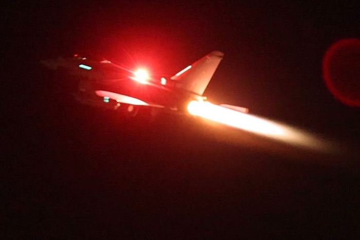 YEMEN | Kızıldeniz’de sular ısındı; ABD ve İngiltere Husileri vurdu