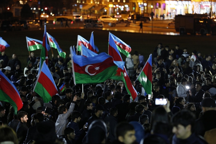 Aliyev, yüzde 90’ın üzerinde oyla beşinci kez başkan seçildi