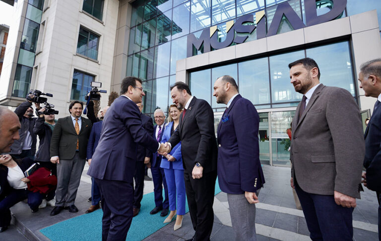 İmamoğlu’ndan MÜSİAD’a ziyaret