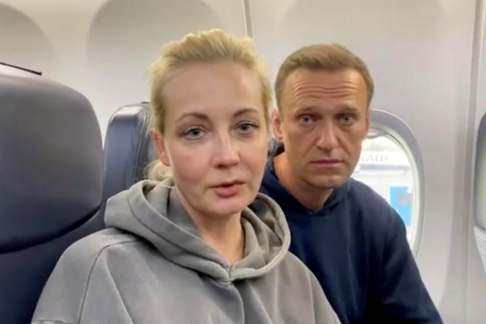 X, Navalni’nin eşinin hesabını askıya aldı