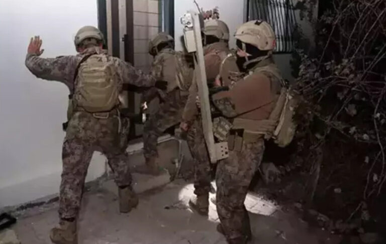 12 ülkenin kırmızı ve yeşil bültenle aradığı 23 kişi Türkiye’de yakalandı