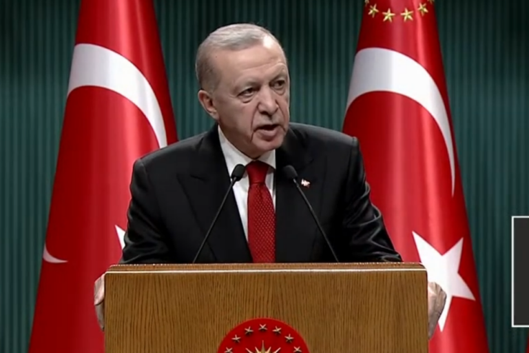 Erdoğan: En düşük emekli aylığını 66 liradan, 10 bin liraya çıkardık