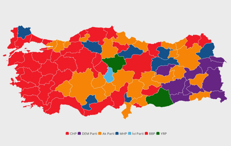 Türkiye’nin seçim haritasında renkler değişti; CHP 47 yıl sonra birinci parti oldu