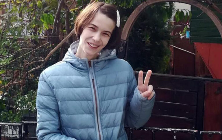 Grup Yorum üyesi Bahar Kurt’un cezaevinde kolu kırıldı