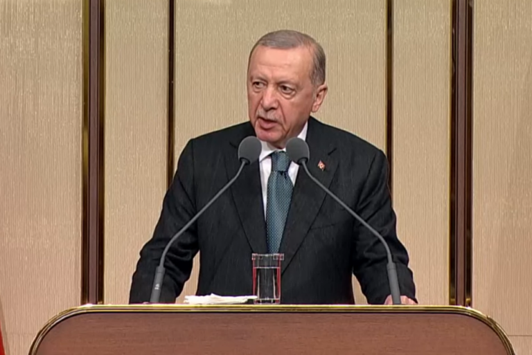 Erdoğan’dan ‘1 Mayıs’ açıklaması: Taksim miting yeri değil, dayatmaları masum bulmuyoruz!