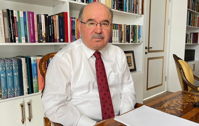 Saray danışmanlarından Hüseyin Çelik’e sert tepki: Eski Türkiye’nin siyasi artığı!