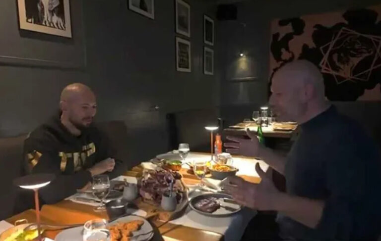 TRT editörü, insan kaçakçılığıyla suçlanan Andrew Tate ile iftar sofrasında röportaj yaptı
