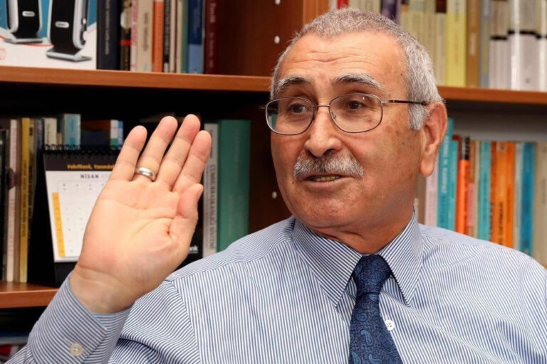 Durmuş Yılmaz’dan CHP’ye önemli uyarı: Bu bir tuzaktır, iktidar 22 yılın enkazına ortak arıyor!