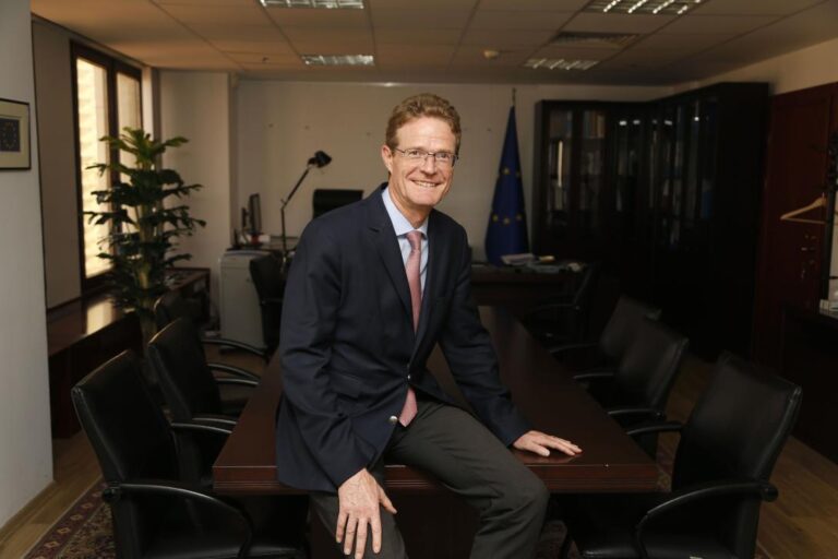 AB Türkiye Delegasyonu Başkanı’ndan vize serbestisi mesajı: Türk hükümeti terörün tanımını daraltmalı, top onlarda