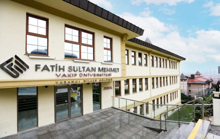 Fatih Sultan Mehmet Vakıf Üniversitesi ekonomik krizin faturasını öğrencilere kesti: Yüzde 155 zam
