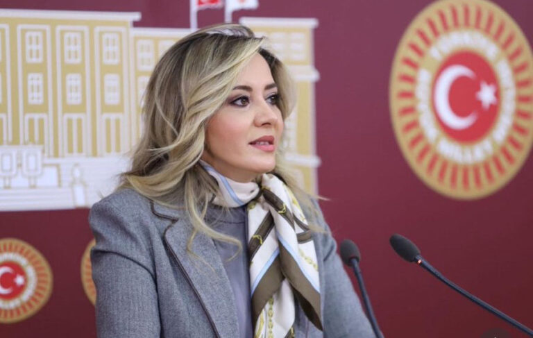 Eski İYİ Parti milletvekili Aylin Cesur partiden istifa etti