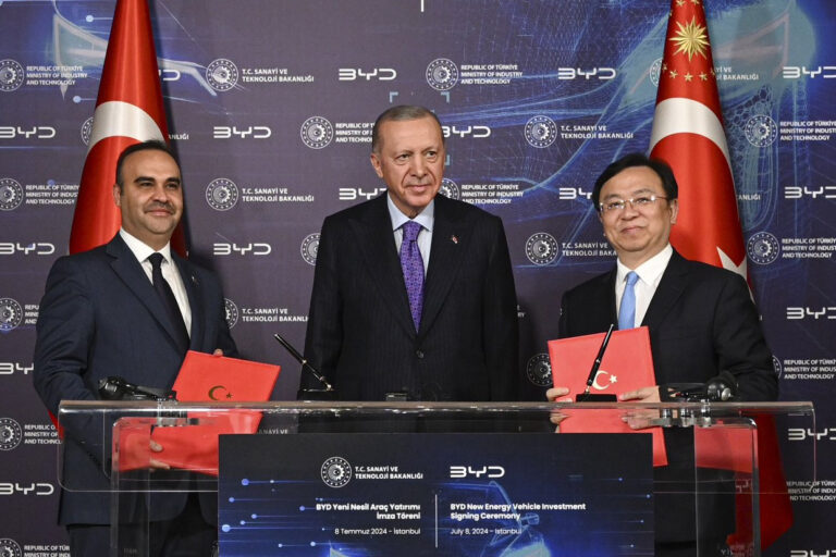 Protokol imzalandı; Çin elektrikli araç devi BYD Türkiye’de üretim tesisi açacak