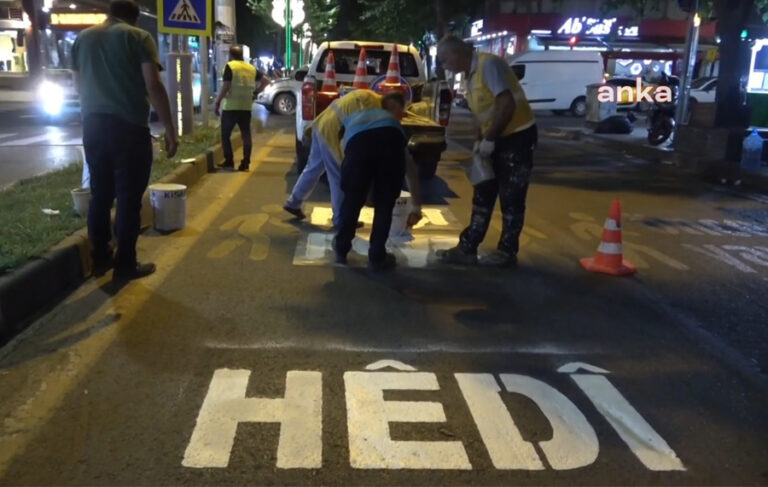 Valilik kararıyla silinmişti: Diyarbakır’da Kürtçe trafik uyarıları yeniden yazıldı