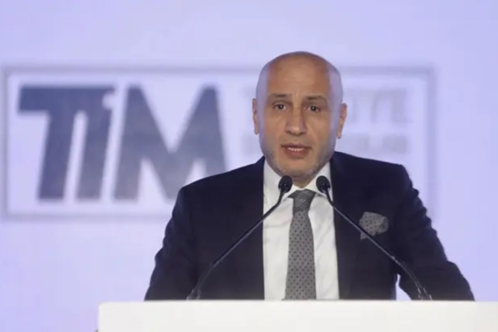 İhracatçılardan kur çıkışı: “Dolar en az 37 TL olmalı!”