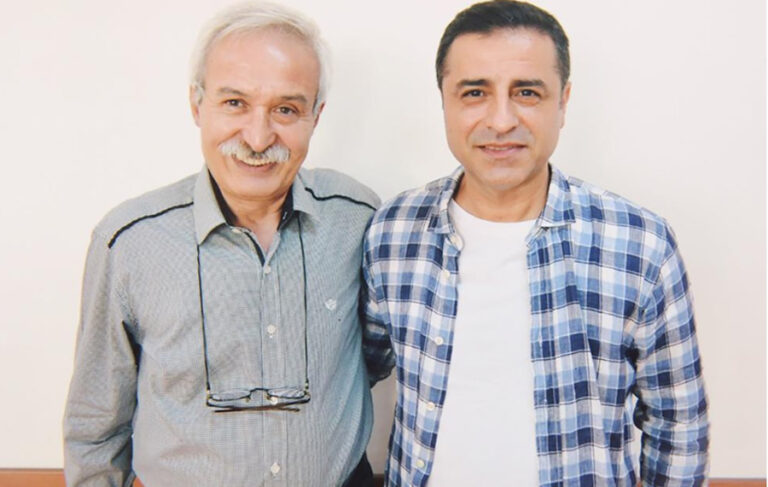 Cezaevindeki Selahattin Demirtaş ve Selçuk Mızraklı’dan yeni fotoğraf