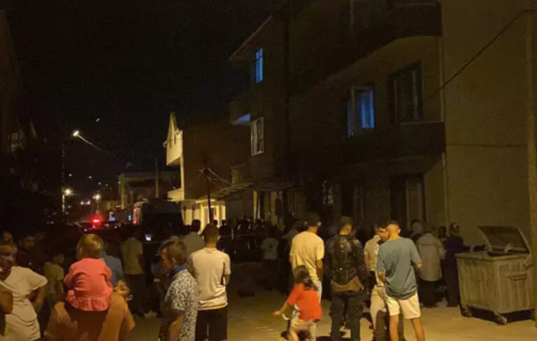 Arkadaşının doğum gününe gitmek isteyen kızını boğarak öldürdü