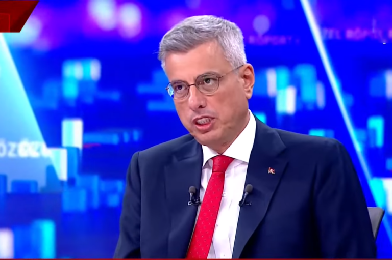 Sağlık Bakanı Kemal Memişoğlu: “Biz maalesef hekimleri biraz küstürdük”