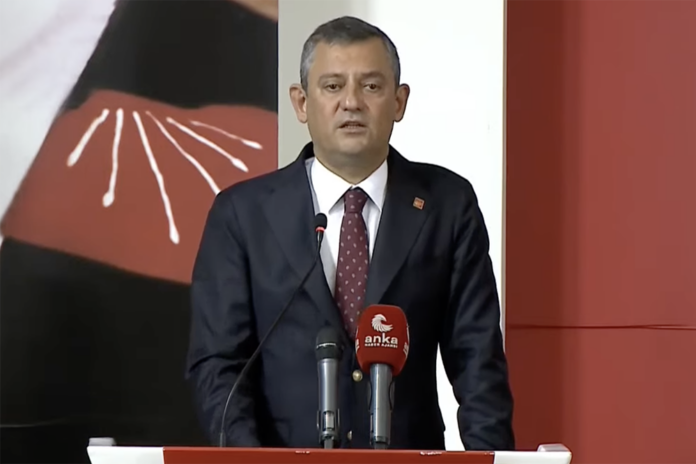ozgur-ozel-2008