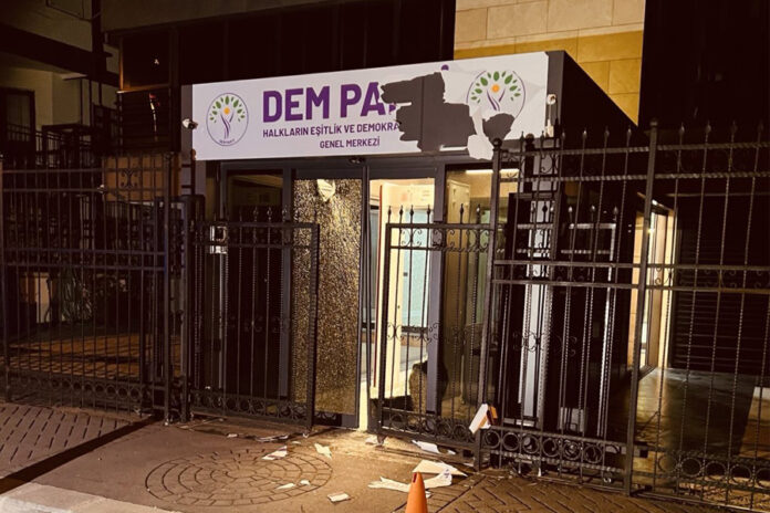 dem parti-saldırı