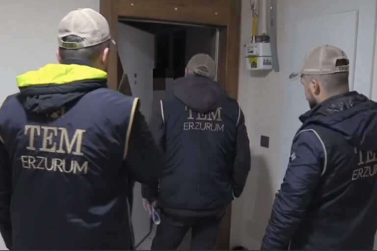 Yerlikaya, nefret operasyonlarına övgüler dizdi: 66 ildeki ev baskınlarında 459 gözaltı