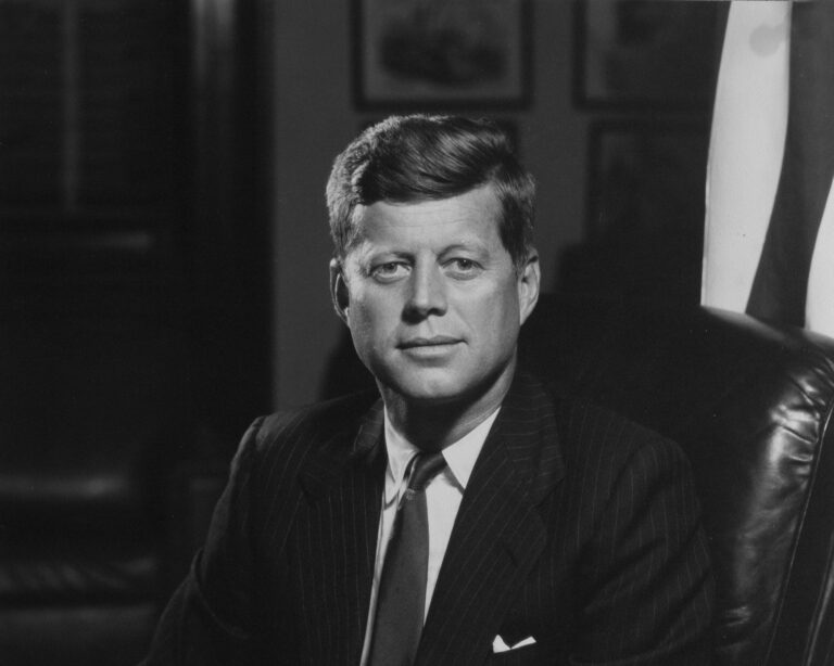 Trump açıkladı; John F. Kennedy suikasti belgeleri bugün yayımlanacak
