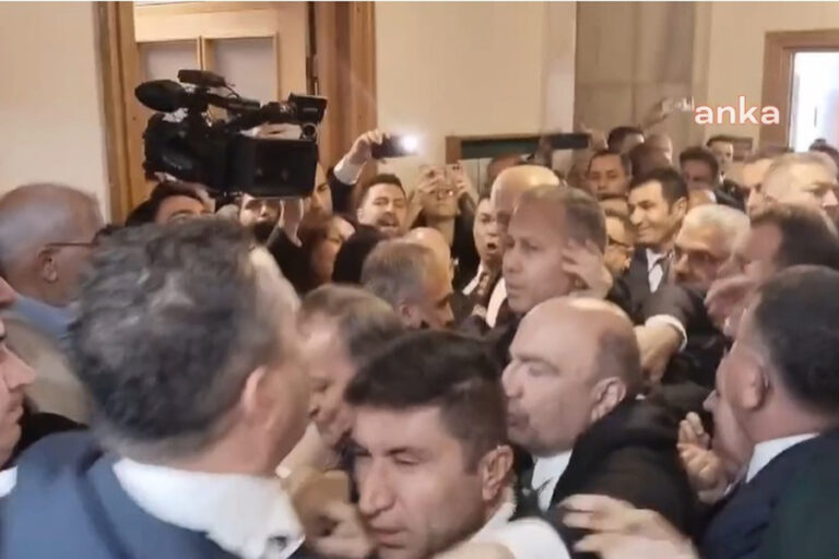 TBMM’de Yerlikaya’ya kayyım protestosu: Çıkan arbedede AKP’liler ile CHP’liler itişti