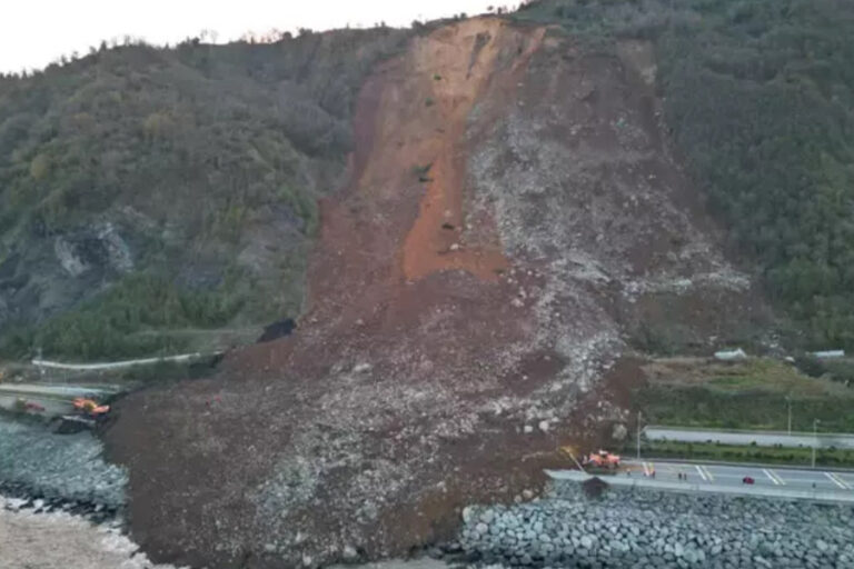 Artvin’de heyelan felaketinin boyutu gün ağarınca ortaya çıktı