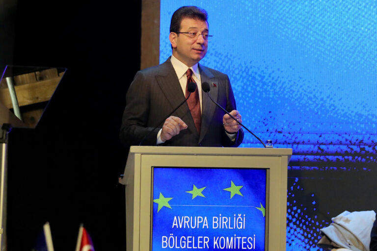 İmamoğlu’ndan kayyım tepkisi: ”Halkın iradesi ayaklar altına alınıyor”
