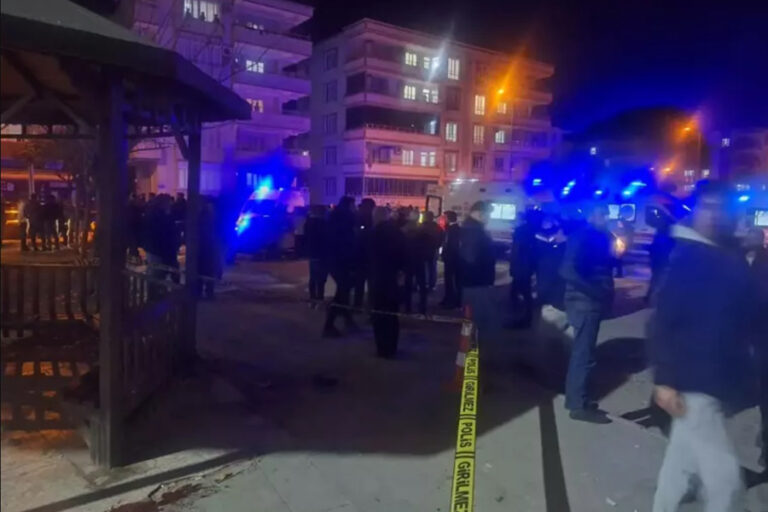 Gaziantep’te taziye evinde arazi kavgası çıktı: 2 ölü, 4 yaralı
