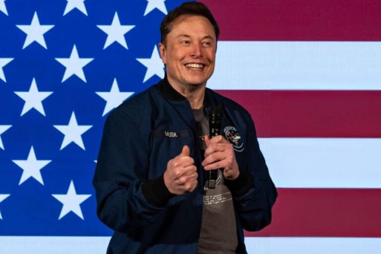 Elon Musk: ”Savunmaya çok para harcıyoruz, böyle giderse iflas ederiz”