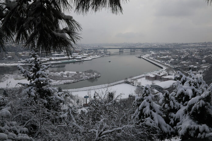 istanbul_kar_