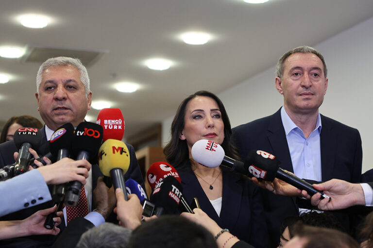 Tuncer Bakırhan’dan ‘YPG’ sorusuna cevap: “Çağrının nereyi kapsadığının muhatabı biz değiliz”