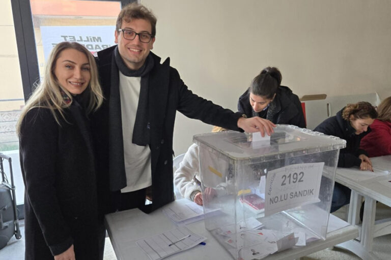 CHP CUMHURBAŞKANI ADAYI ÖN SEÇİMİ | 5 bin 600 sandıkta oy verme işlemi başladı