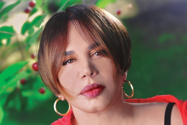 Ünlü şarkıcı Sezen Aksu koronavirüse yakalandı