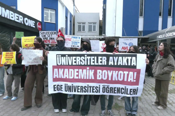 Vakıf üniversiteleri de katıldı; boykot büyüyor!
