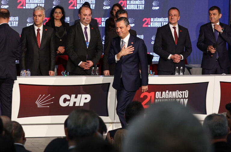 CHP’nin kurultay davası ertelendi