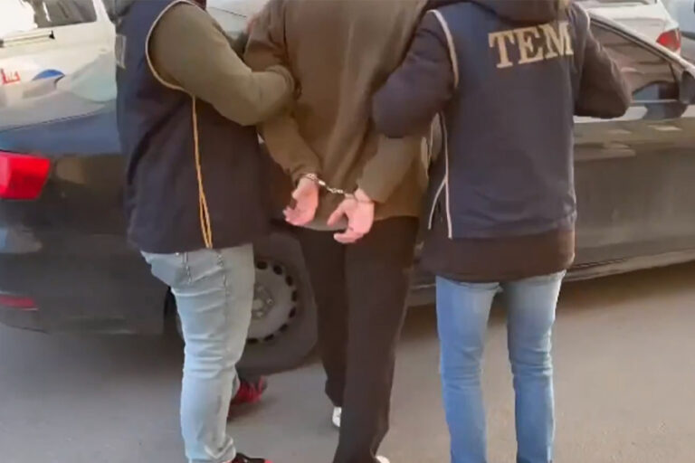 Yerlikaya’dan hukuksuz nefret operasyonlarına övgü: 73 kişi sahur vakti gözaltına alınmış!