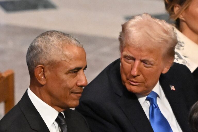 Donald Trump’tan üçüncü dönem iması: “Rakip olarak Obama’yı tercih ederim”
