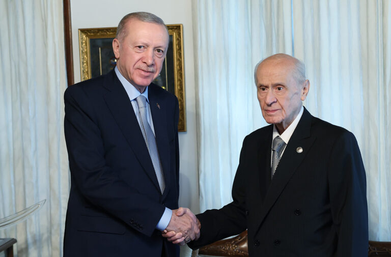 35 dakika sürdü; Tayyip Erdoğan, MHP lideri Bahçeli ile görüştü