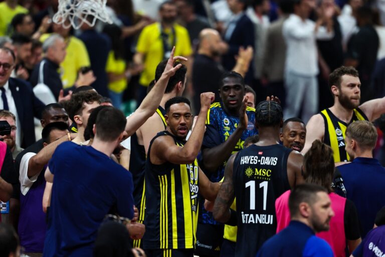 Fenerbahçe Beko, Euroleague’de finale yükseldi