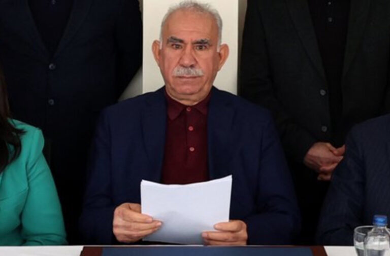 İmralı heyeti, Öcalan’la görüşmek için yola çıkıyor