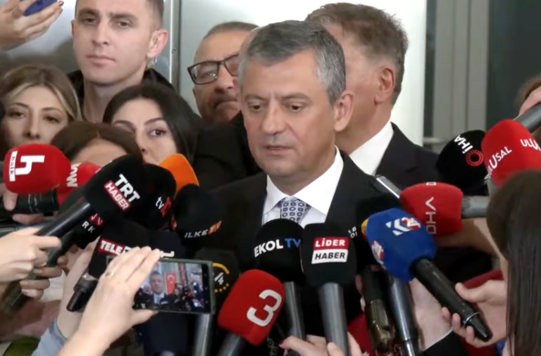 Özgür Özel’den HSK üyeliği seçimlerine tepki: “Bu bir yankesicilik teşebbüsüdür, AYM’ye başvuracağız”