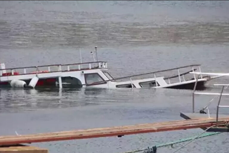Nijerya’da yolcu teknesi battı: 37 ölü