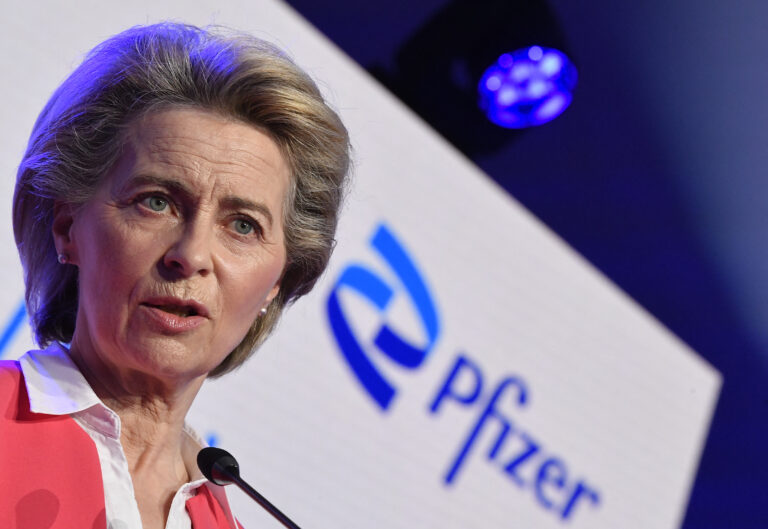 Von der Leyen, Pfizer CEO’su ile mesajlaşmalarını sunamadı; AB Mahkemesi’nden ‘şeffaflık ihlali’ kararı